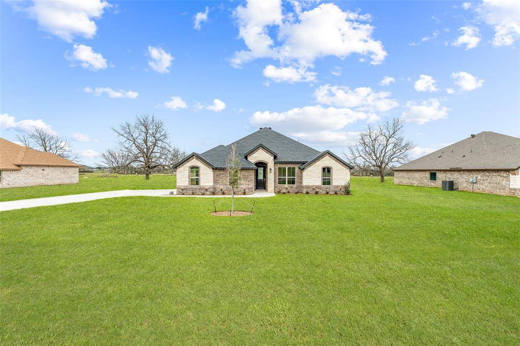 Stephenville, TX 76401,410 Walking Horse Drive