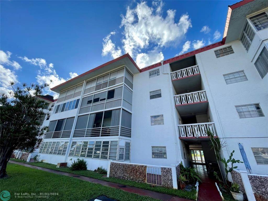 Lauderdale Lakes, FL 33319,4140 NW 44th Ave  #108