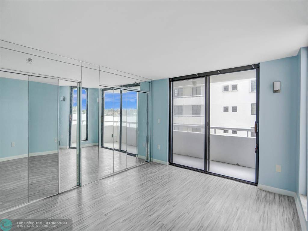 Miami Beach, FL 33141,6830 Indian Creek Dr  #3D