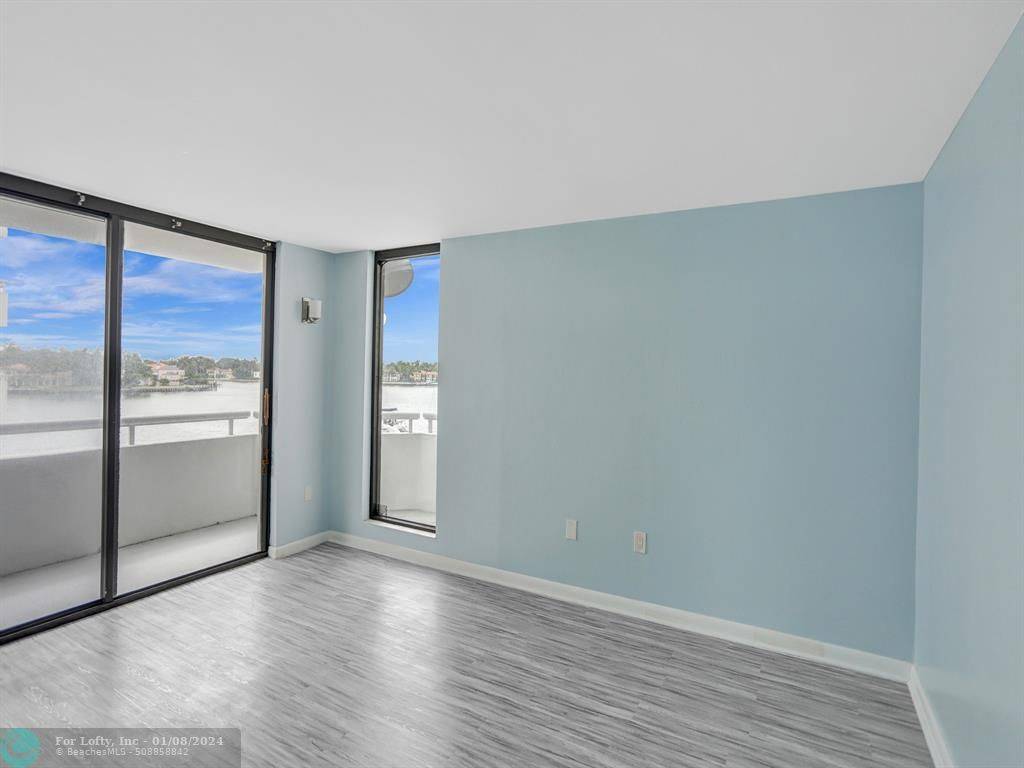 Miami Beach, FL 33141,6830 Indian Creek Dr  #3D