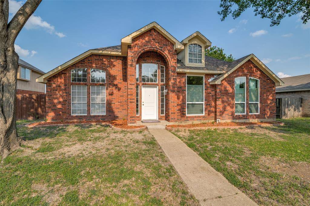 Rowlett, TX 75088,3208 Auburn Drive