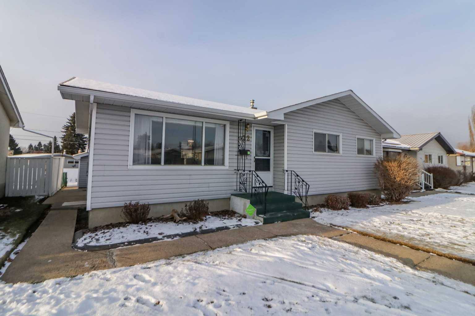 Red Deer, AB T4N 4Y2,22 Fir ST