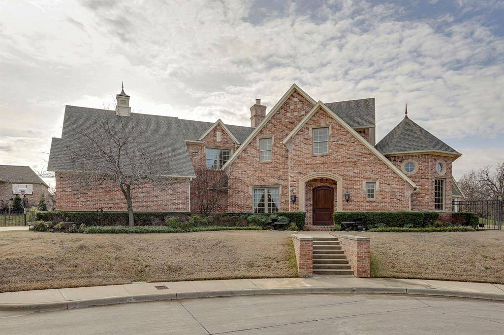 Colleyville, TX 76034,117 Stillwater Circle