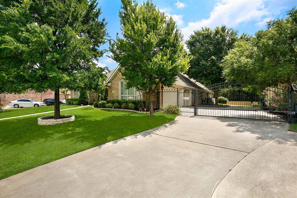 Colleyville, TX 76034,1613 Douglas Avenue