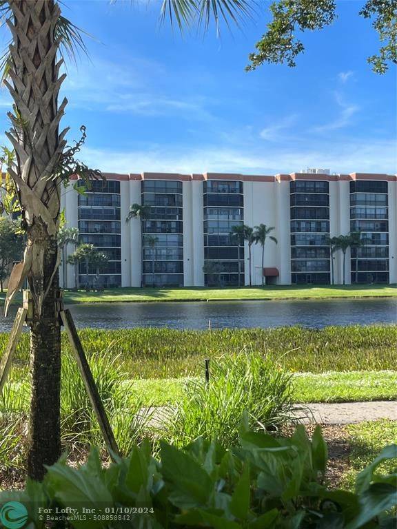 Delray Beach, FL 33446,6675 S Oriole Blvd  #103