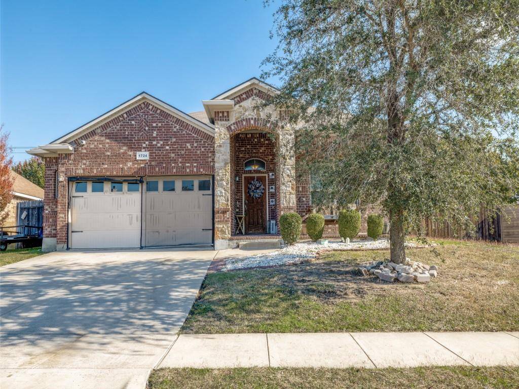 Arlington, TX 76002,1724 Grey Willow Lane