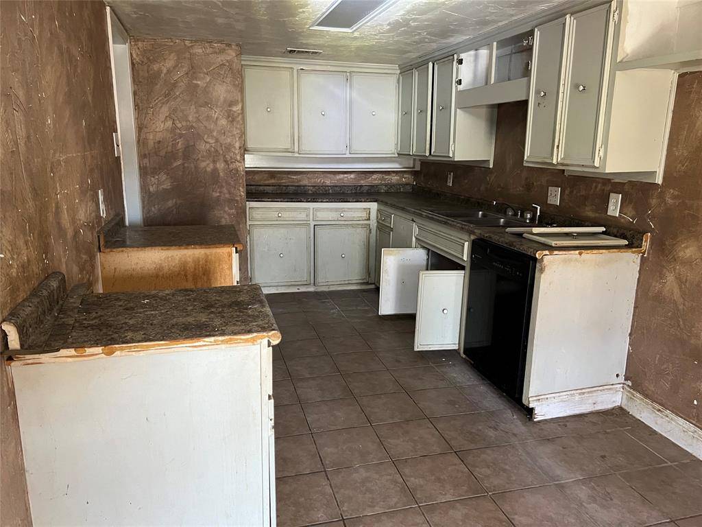 Joshua, TX 76058,704 Ridgeway Road