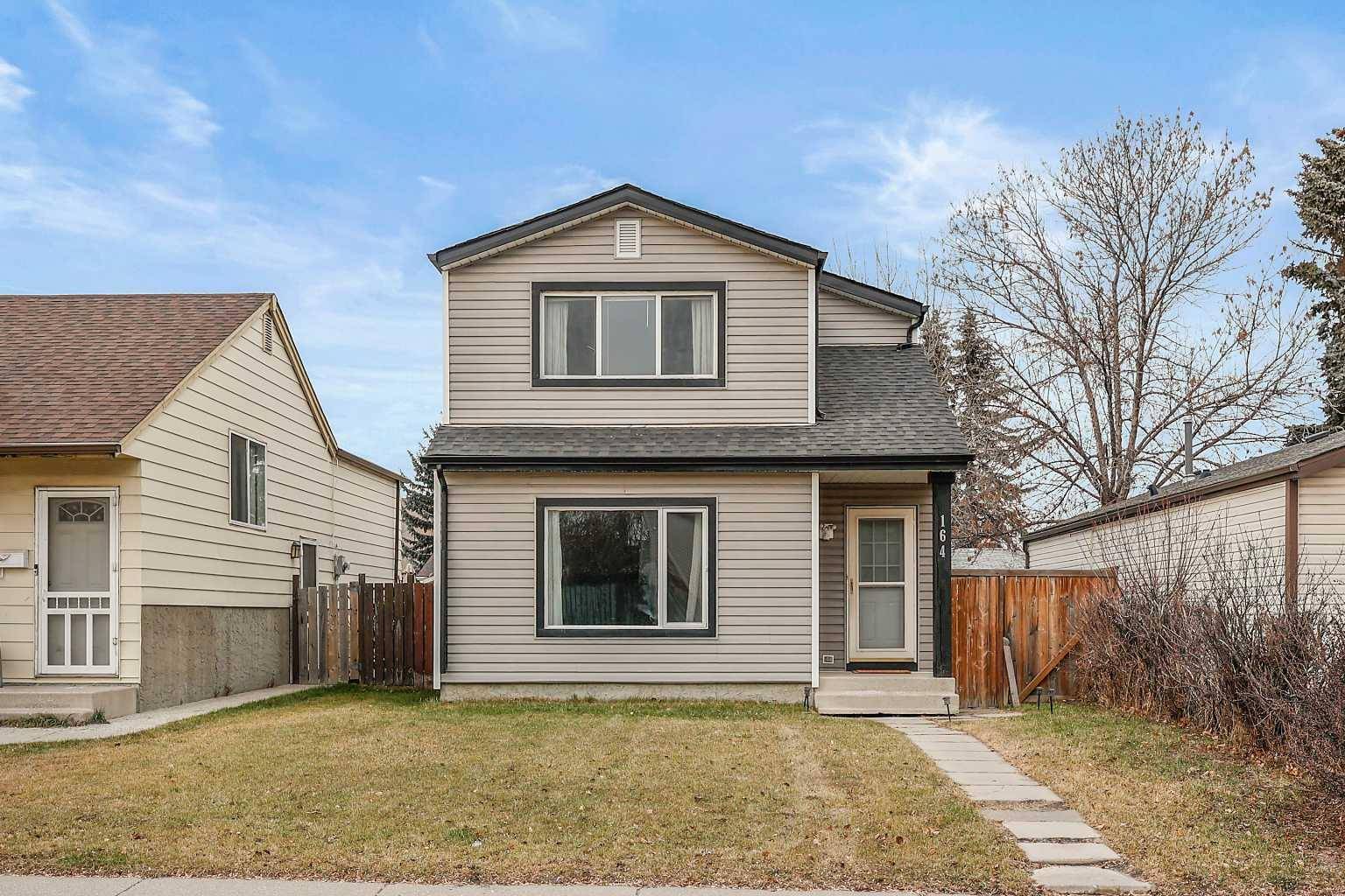 Calgary, AB T2A 6S5,164 Abingdon CT NE