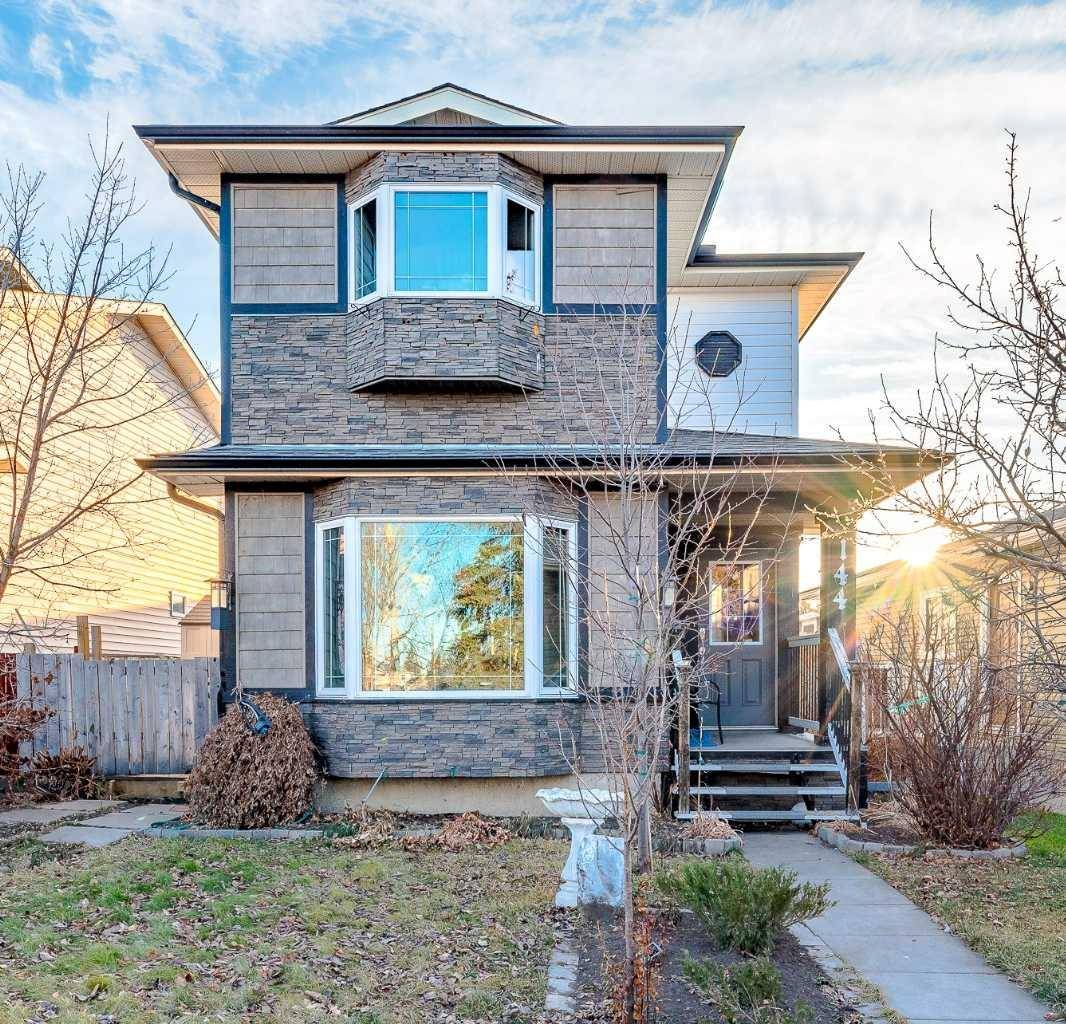 Calgary, AB T2A 6Z3,144 Abbercove WAY SE