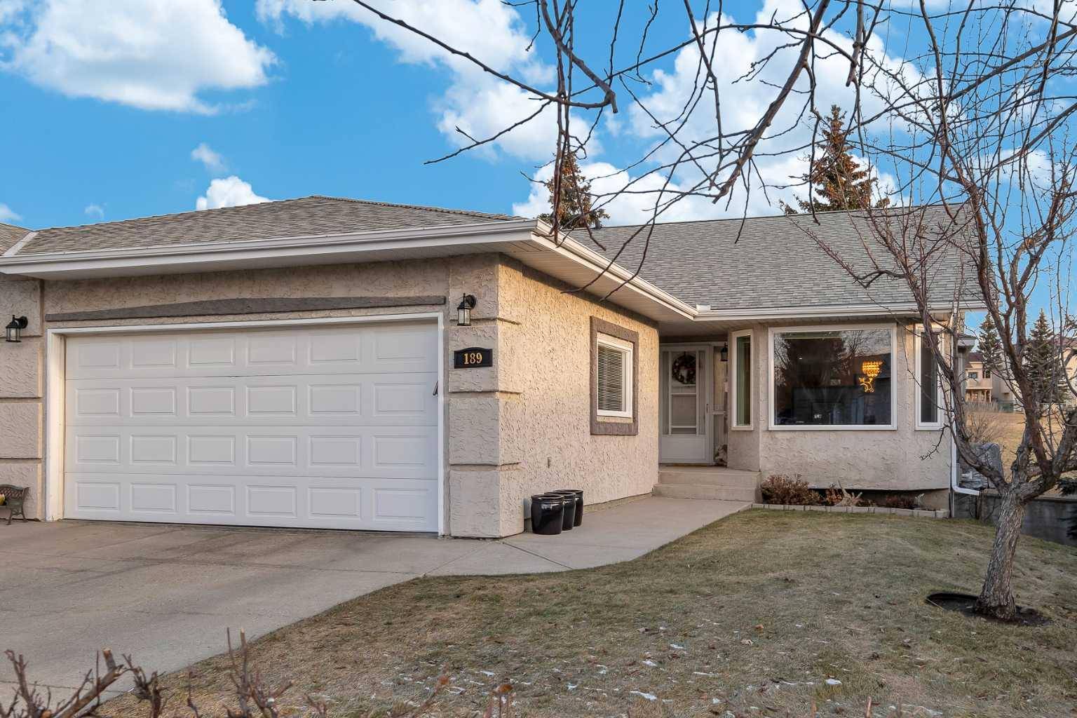 Calgary, AB T3G 3W7,189 Arbour Cliff Close NW