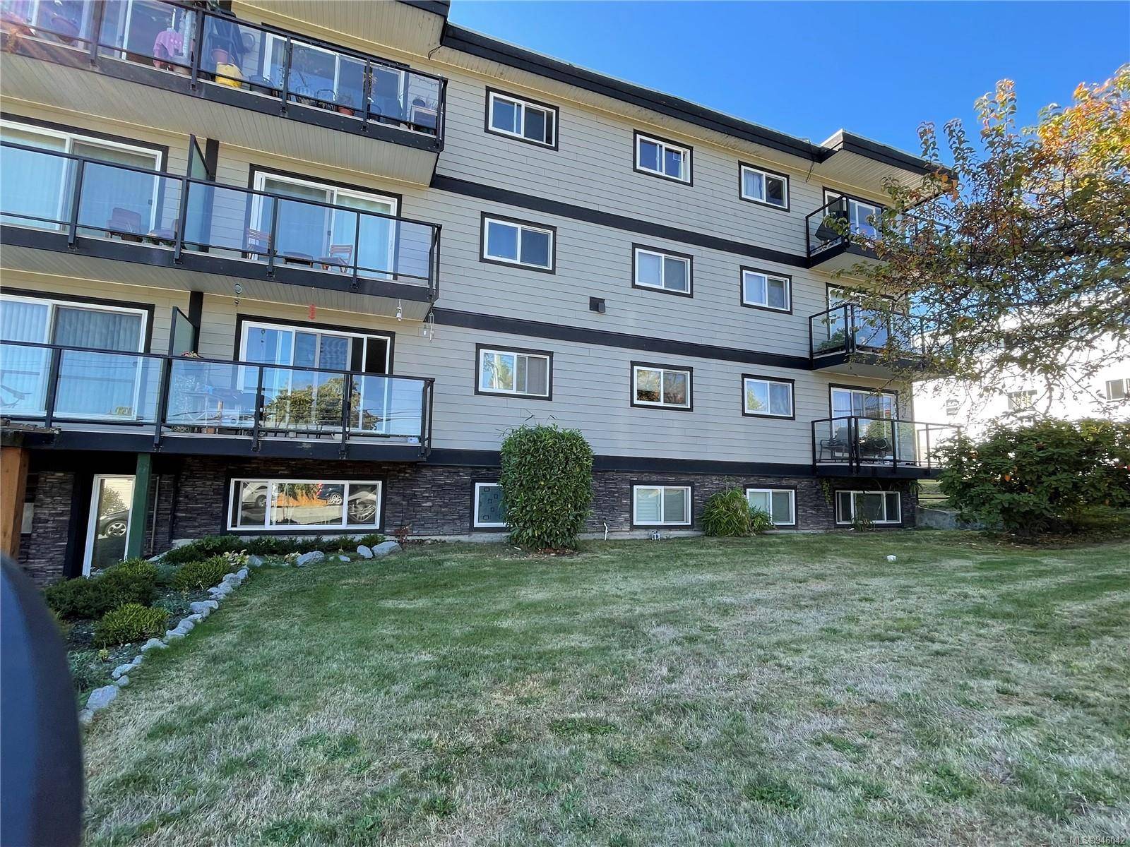 Ladysmith, BC V9G 1A4,218 Bayview Ave #103