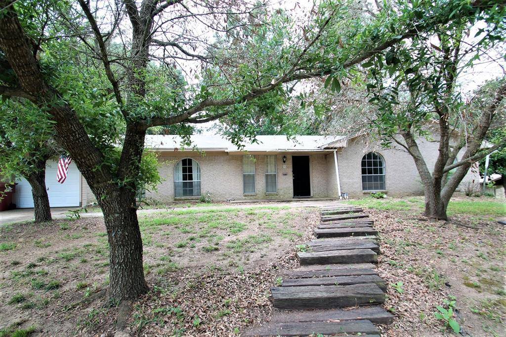 Canton, TX 75103,855 Avenue A