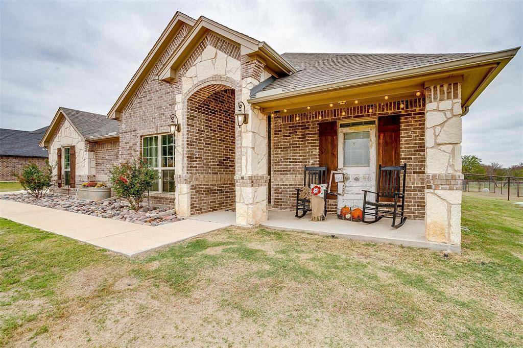 Weatherford, TX 76087,106 Post Oak Way