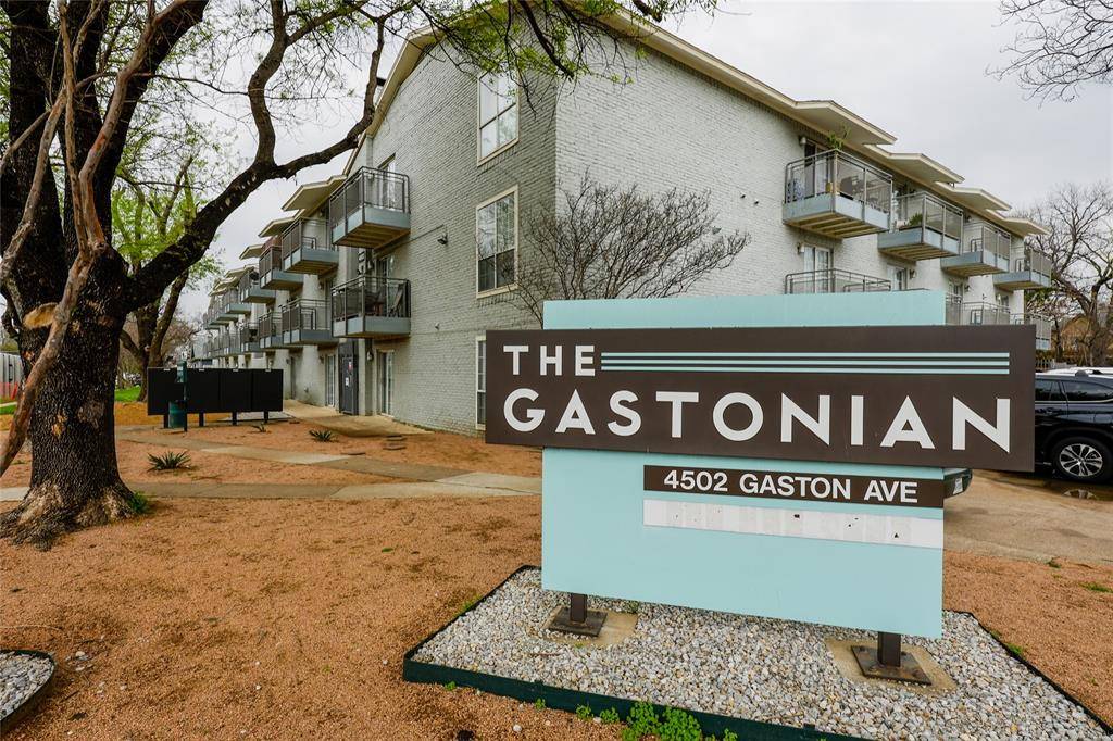 Dallas, TX 75246,4502 Gaston Avenue #211