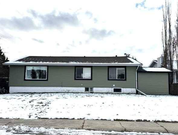 Didsbury, AB T0M 0W0,1405 22 AVE