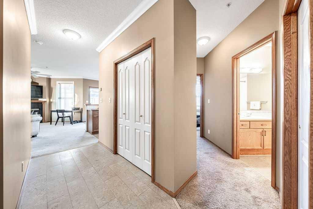 Calgary, AB T2Z3V3,78 Prestwick GDNS SE #202