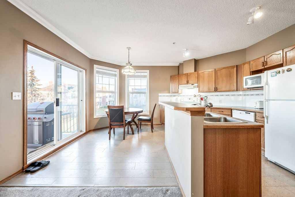 Calgary, AB T2Z3V3,78 Prestwick GDNS SE #202