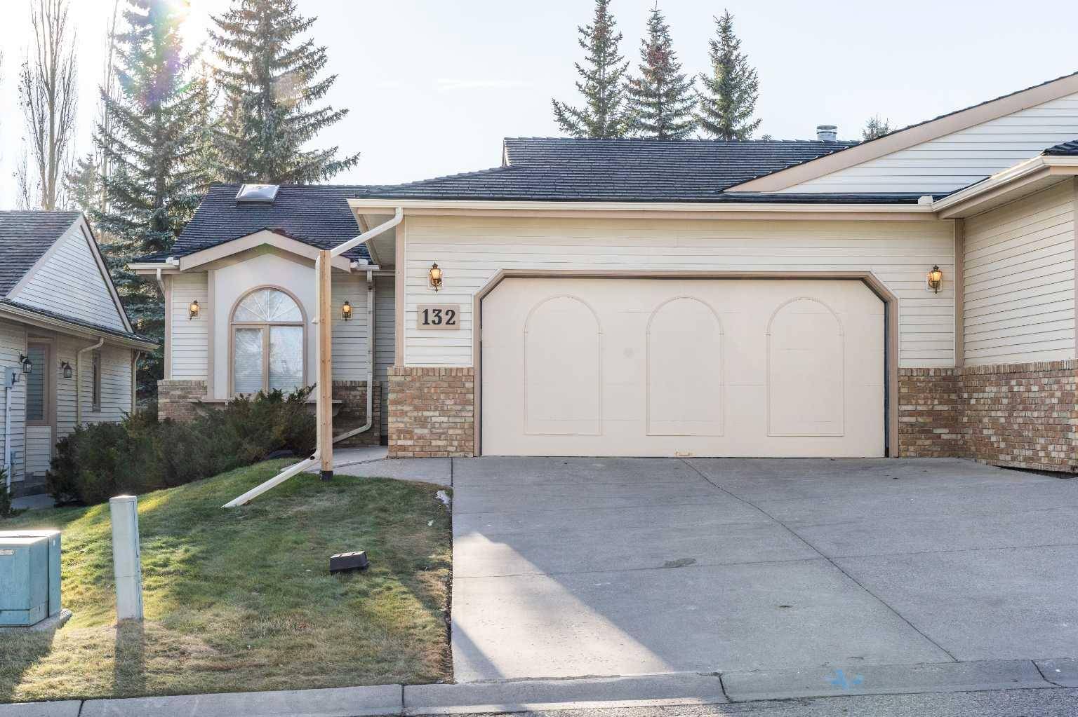 Calgary, AB T2Y 2S4,132 Shawnee Rise SW