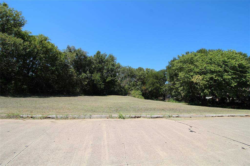 Kennedale, TX 76060,101 Oakridge Trail