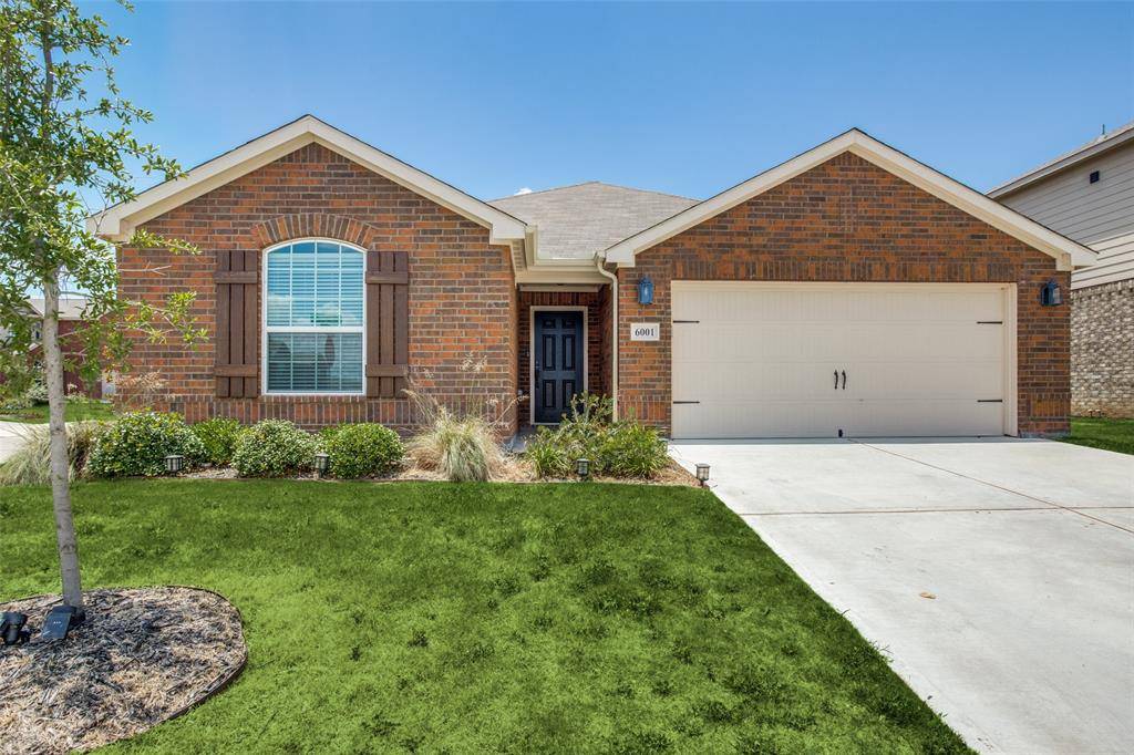 Fort Worth, TX 76179,6001 Amber Cliff Lane