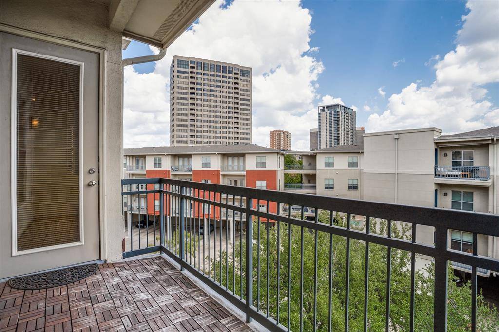 Dallas, TX 75204,2950 Mckinney Avenue #404