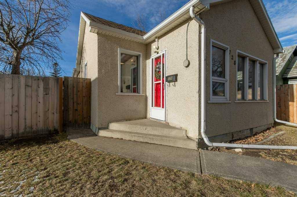 Lethbridge, AB T1H 2N7,728 12C ST N