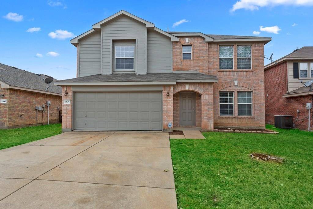 Grand Prairie, TX 75052,5439 Sabine Lane