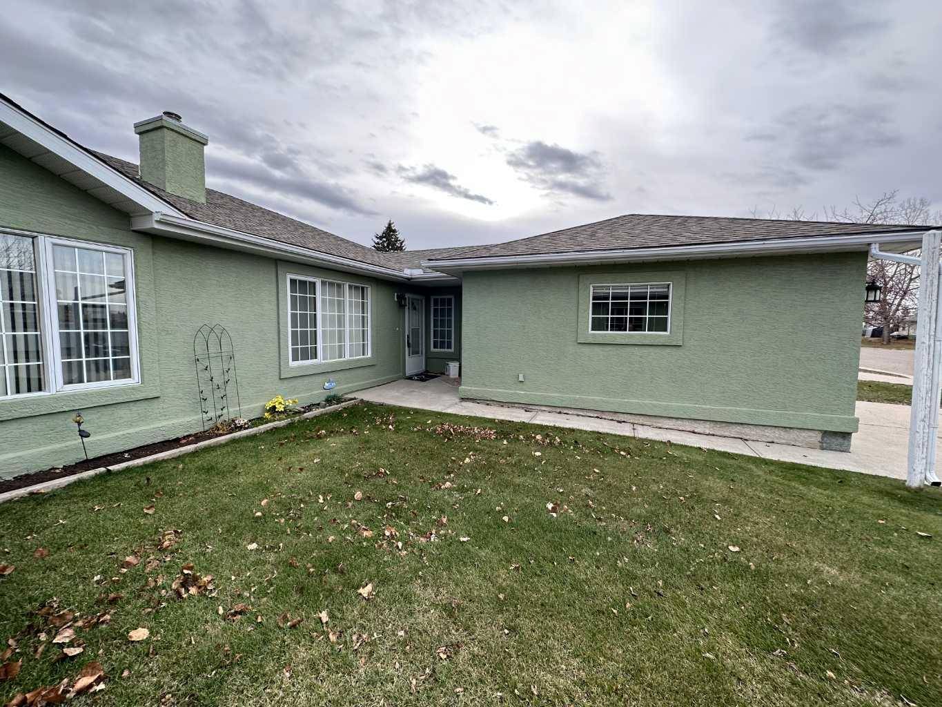 Didsbury, AB T0M 0W0,1811 17 ST