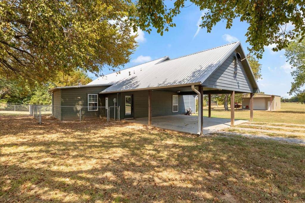 Bonham, TX 75418,1605 County Road 1155