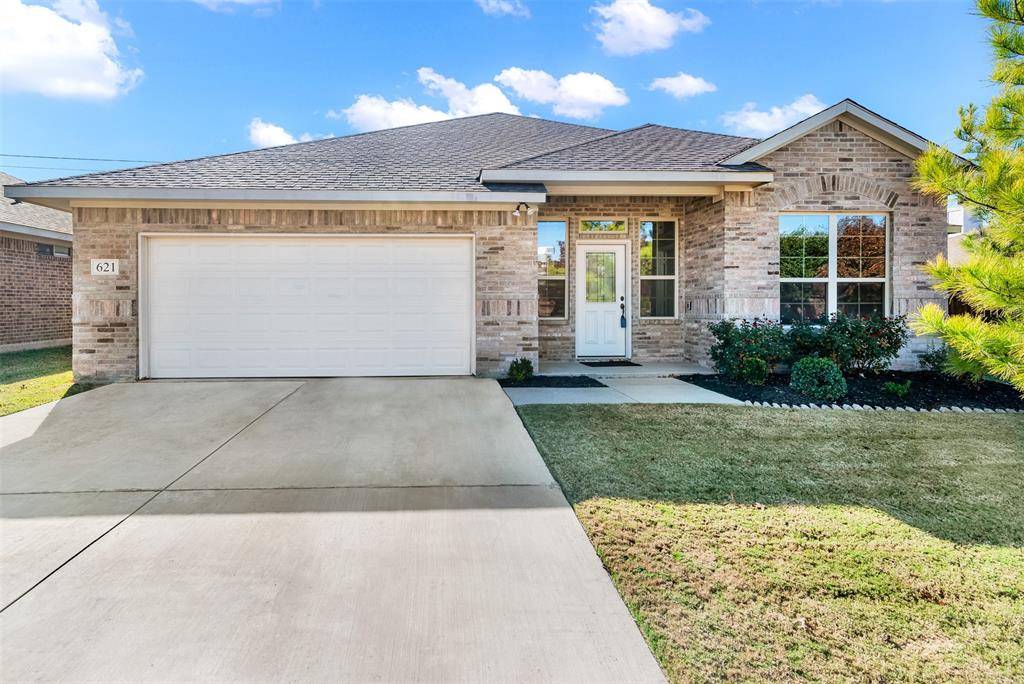 Burleson, TX 76028,621 Bretts Way