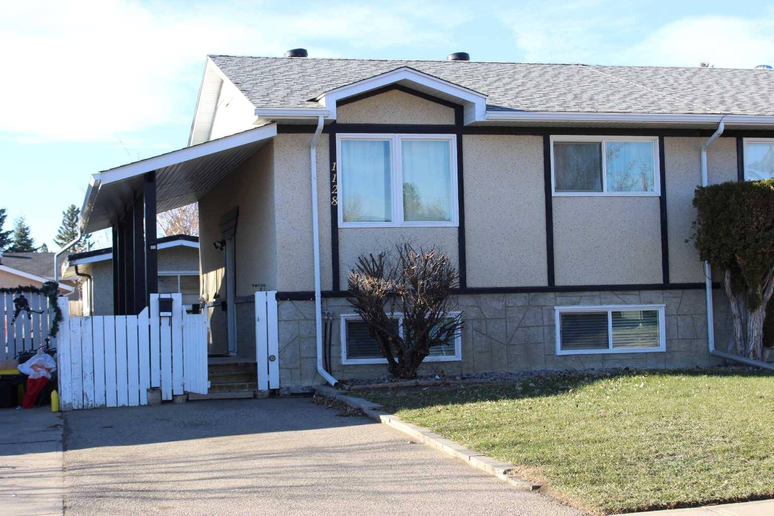 Lethbridge, AB T1H 1Y4,1128 6 ST N