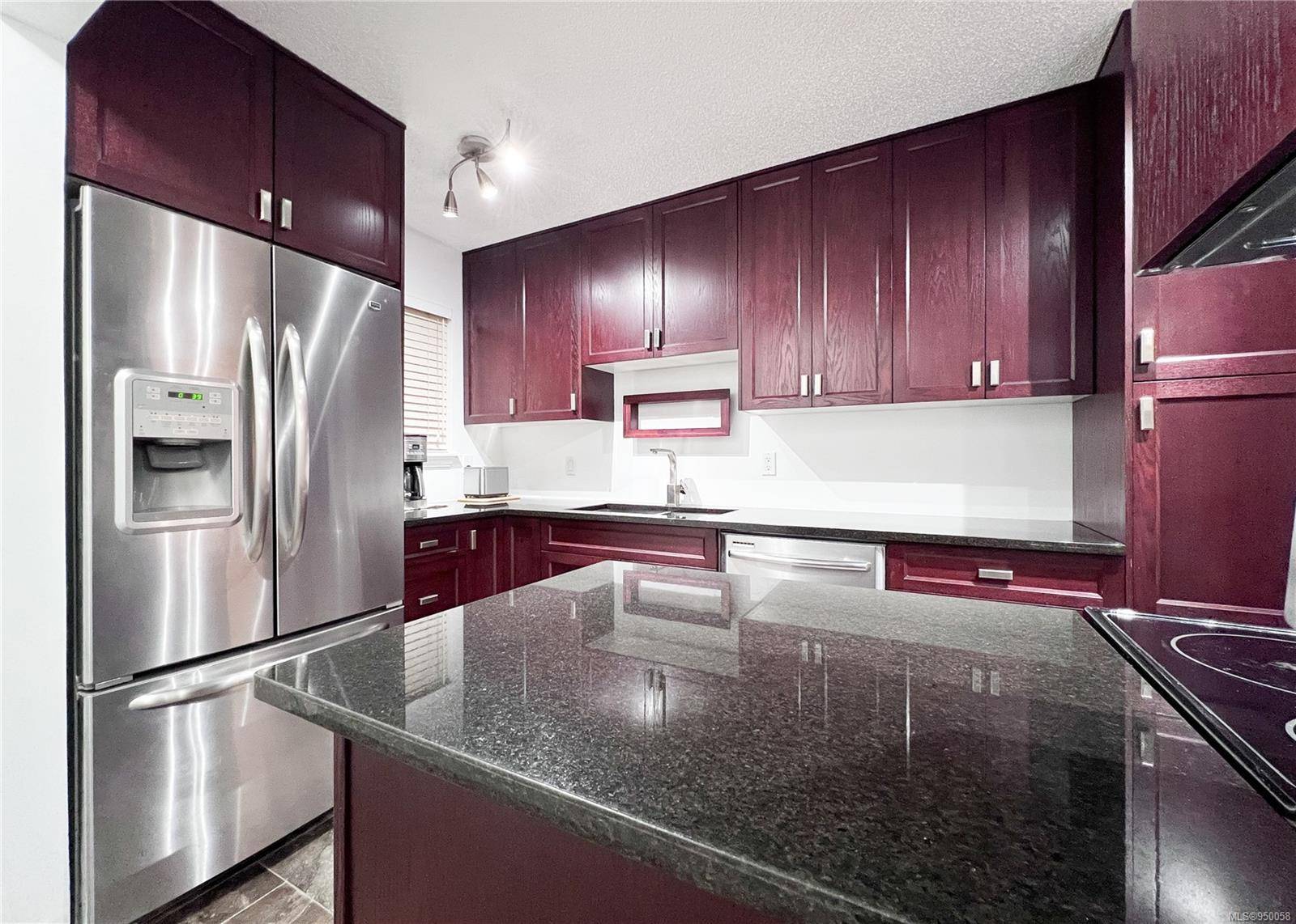 Campbell River, BC V9W 1A6,622 Island Hwy S #202