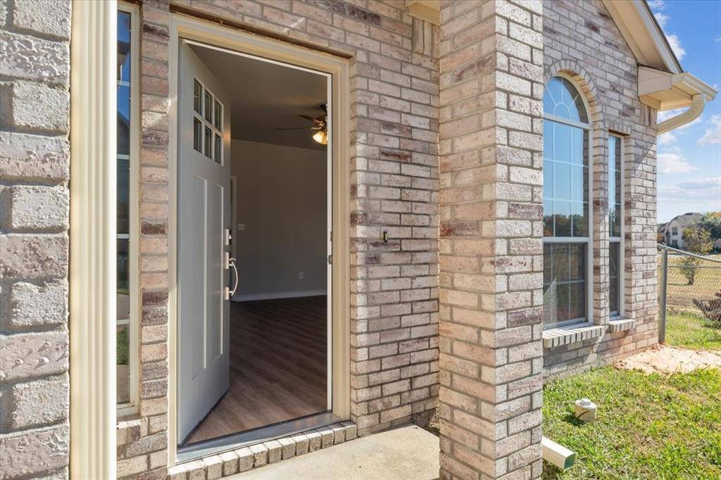 Pottsboro, TX 75076,124 Country View Circle