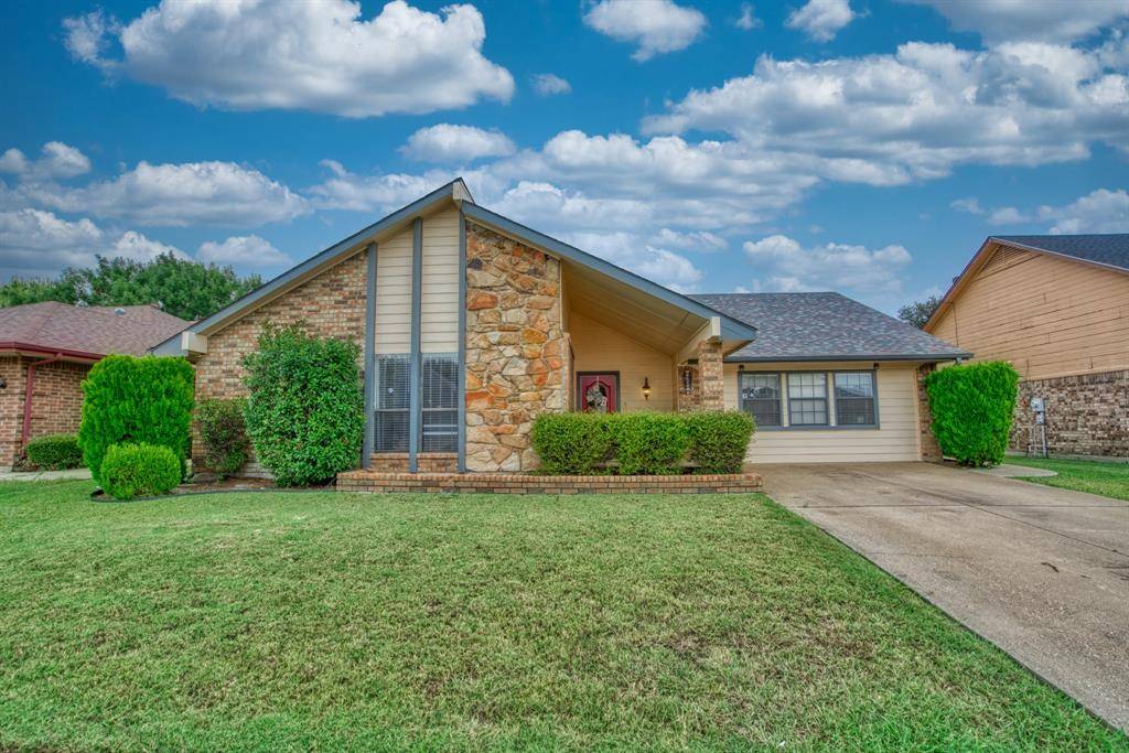 Watauga, TX 76148,7716 Pear Tree Lane