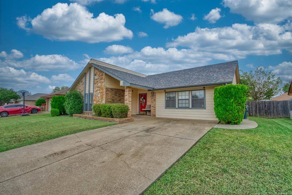 Watauga, TX 76148,7716 Pear Tree Lane