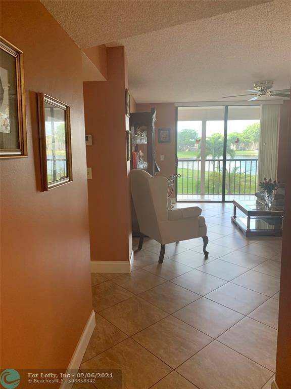 Delray Beach, FL 33484,5340 Las Verdes Cir  #210