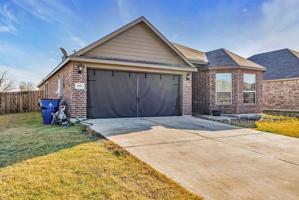 Crowley, TX 76036,1717 Blue Water Court