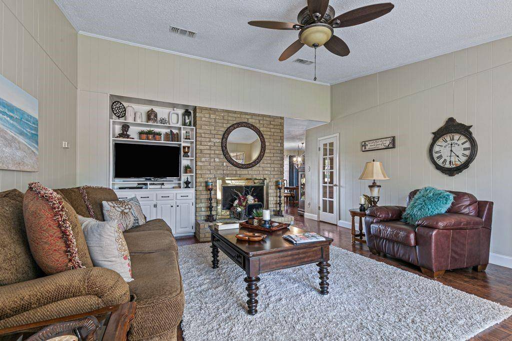 Mesquite, TX 75149,1328 Meadowcrest Drive