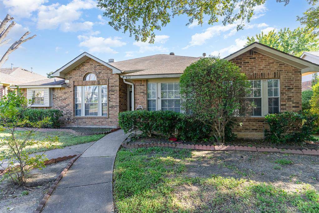 Desoto, TX 75115,812 Twin Creek Drive