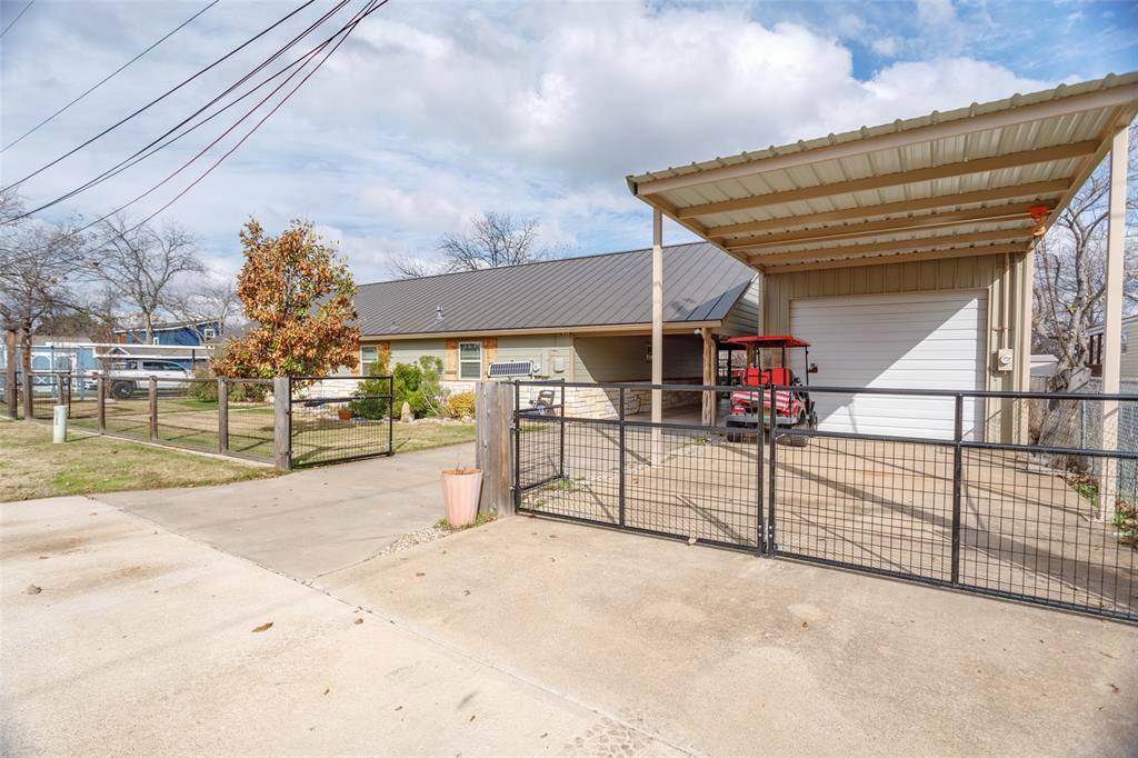 Granbury, TX 76048,3417 Tahitian Court