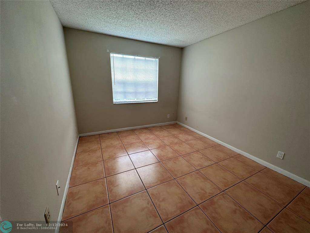 Pembroke Pines, FL 33025,334 SW 86th Ave  #101