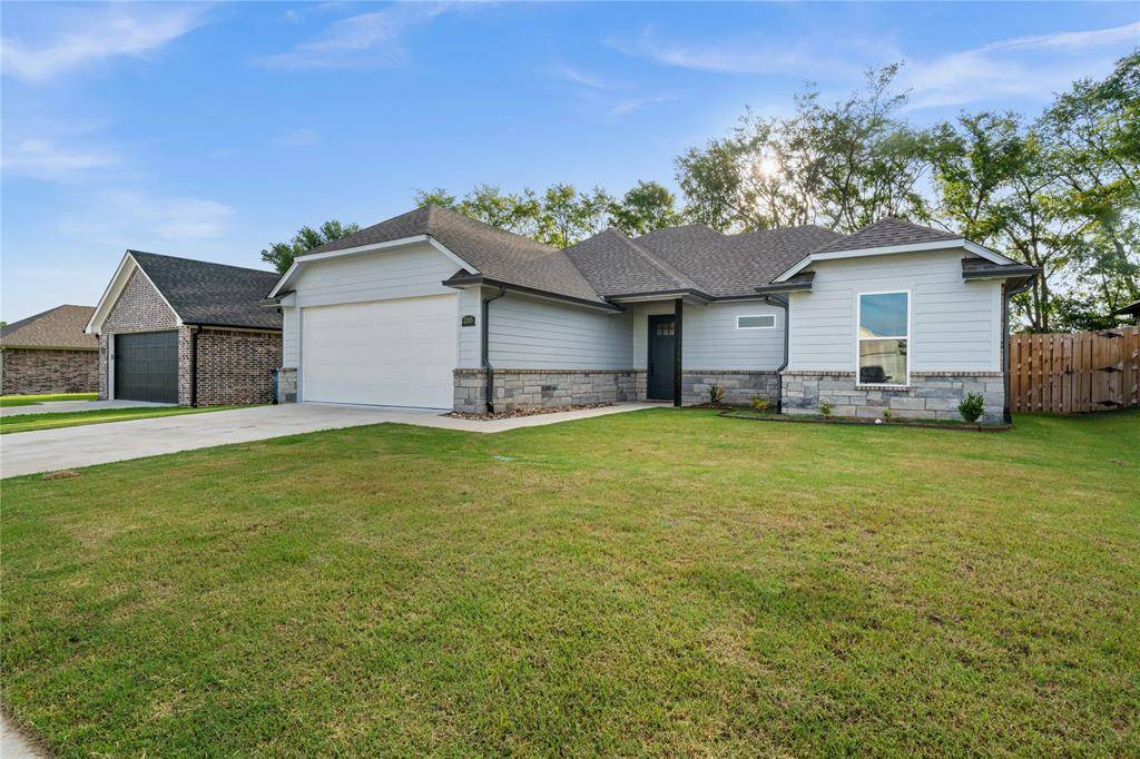 Whitehouse, TX 75791,2105 Jason Drive