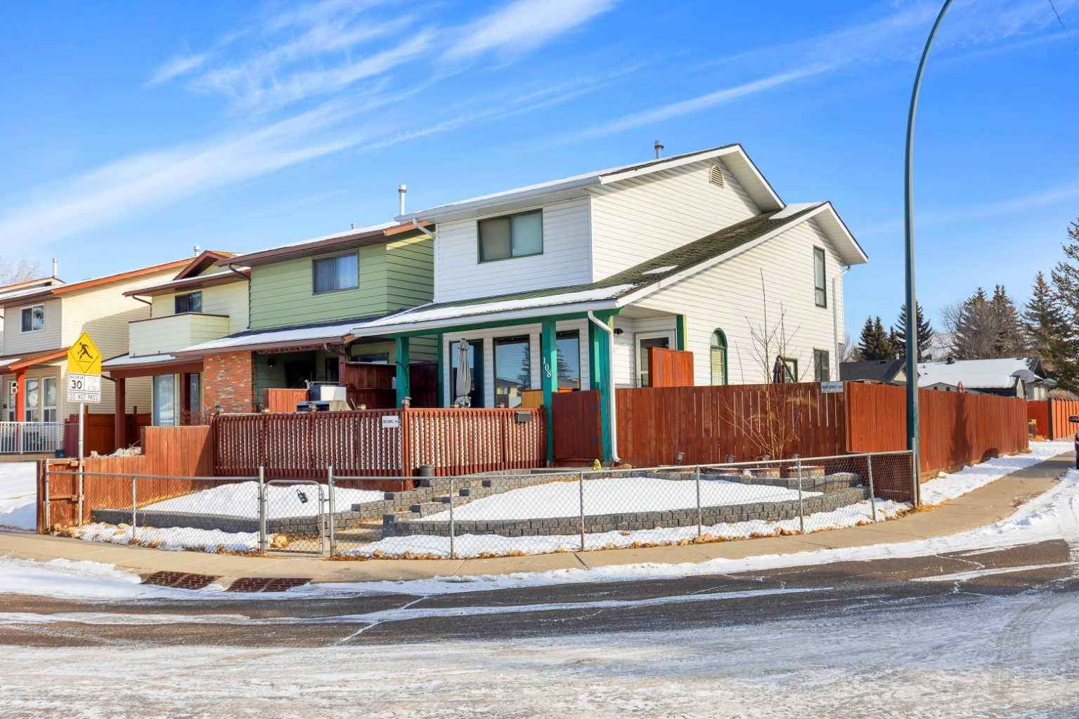 Calgary, AB T2A 6M5,108 Abberfield WAY NE