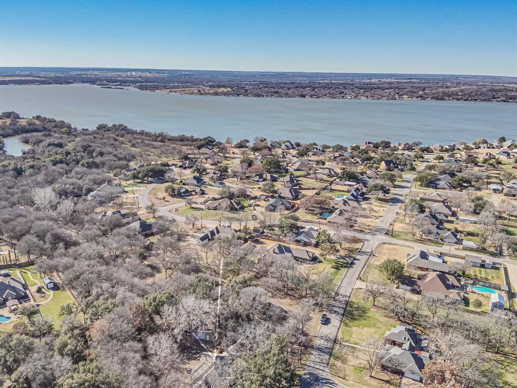 Granbury, TX 76049,405 Aqua Vista Drive