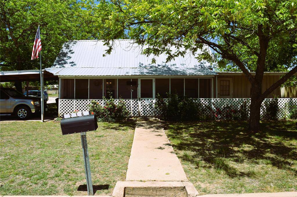 Coleman, TX 76834,216 W 3rd Street