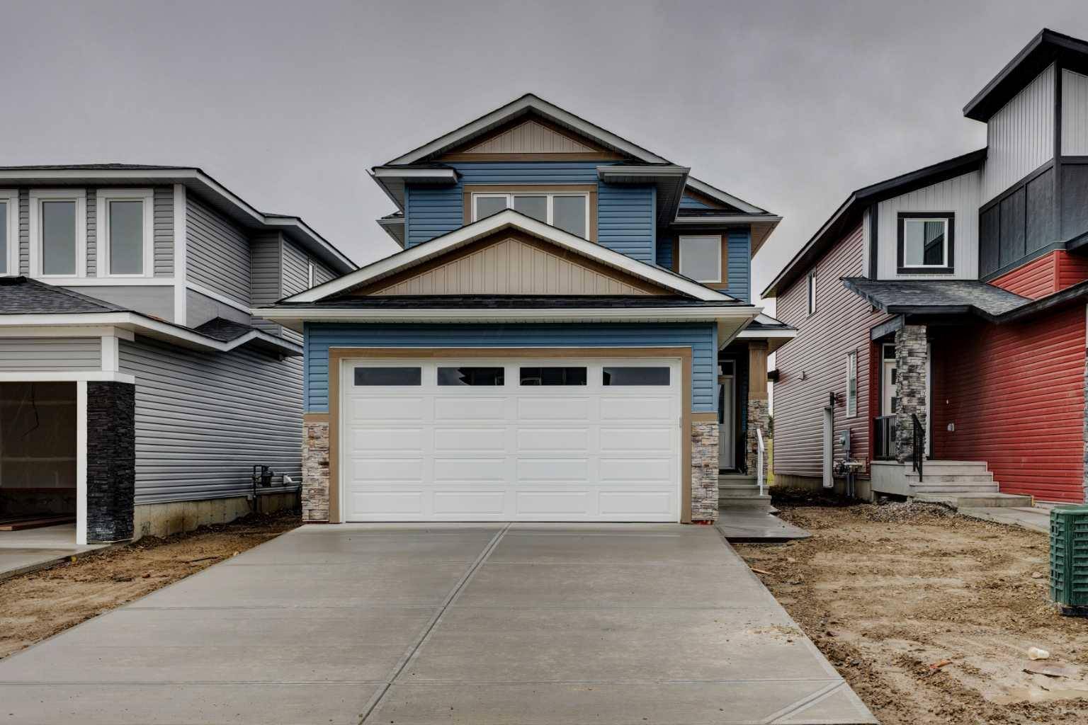 Crossfield, AB T0M0S0,1041 Iron Landing WAY