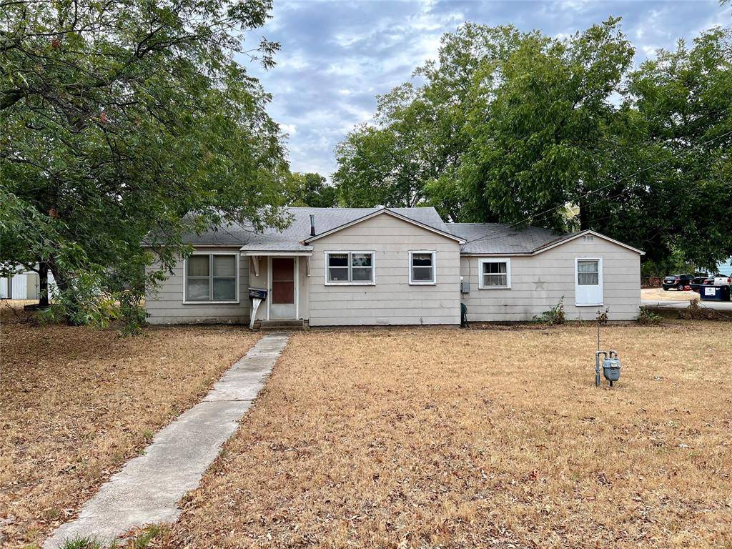 Nocona, TX 76255,600 E Mesquite Street