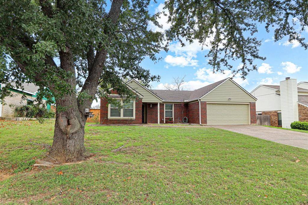 Grapevine, TX 76051,1113 Cable Creek Drive