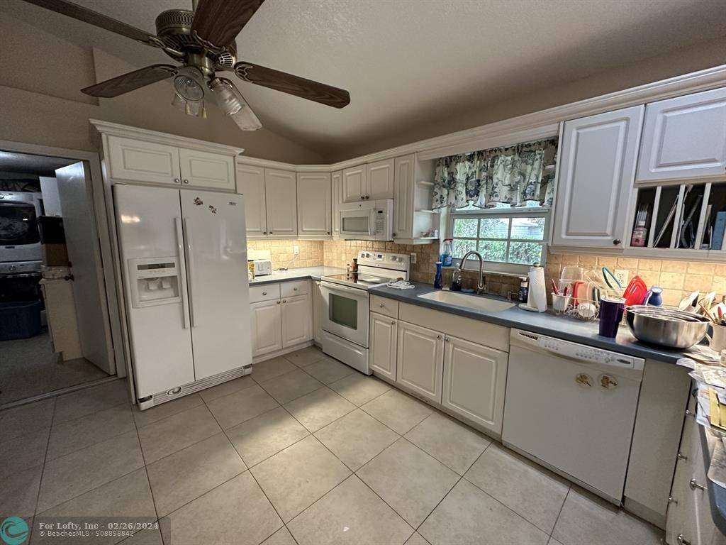 Fort Lauderdale, FL 33317,2460 SW 43rd Terrace