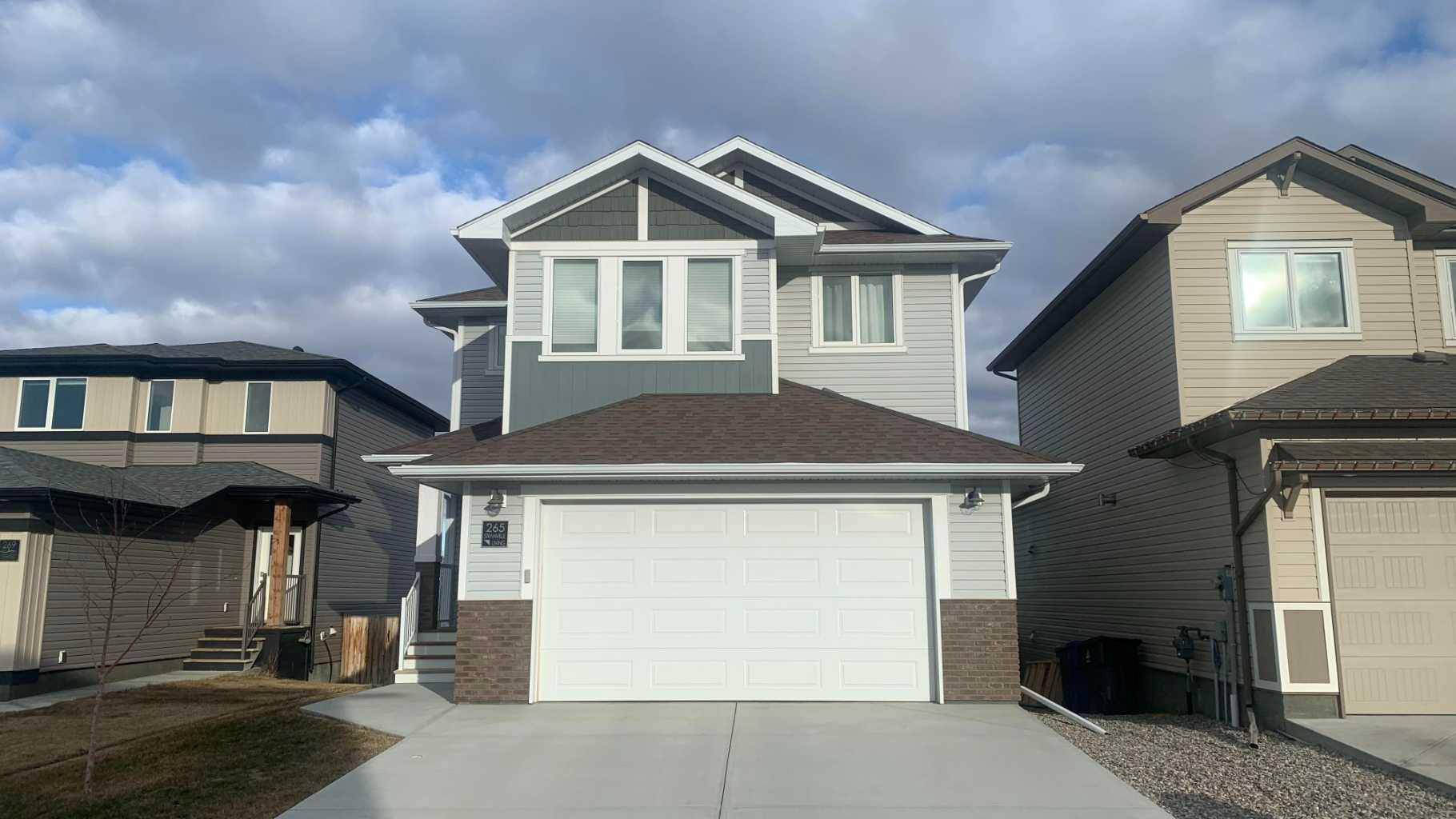 Lethbridge, AB T1J 5L7,265 Crocus TER W